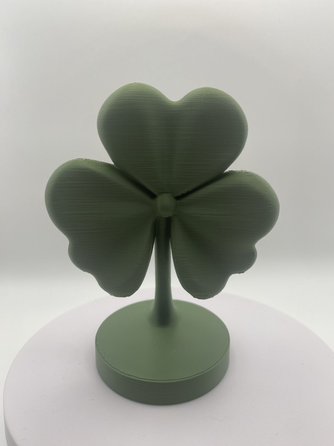 Green Shamrock / Four Leaf Clover Ornament – 3D Printed – Lucky Décor Green Shamrock / Four Leaf Clover Ornament – 3D Printed – Lucky Décor