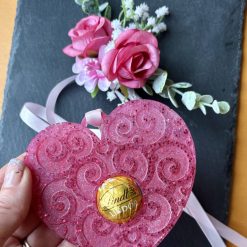 Pink Handmade Resin Hanging Glitter Heart- holds small chocolate ❤️ Inc faux flowers