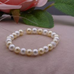 red beaded Bracelet 15.2cm