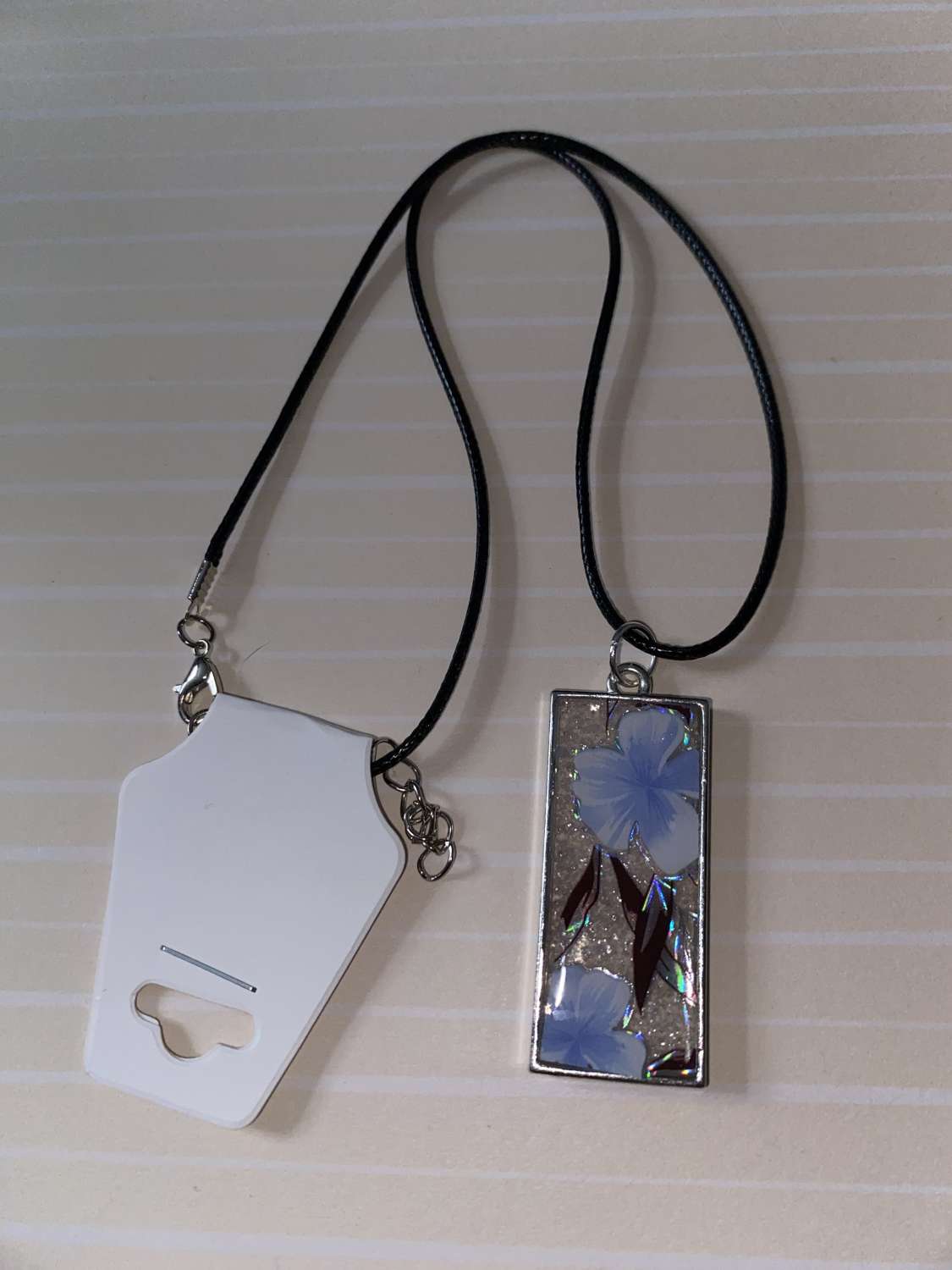 Handmade resin pendant necklace Handmade resin pendant necklace