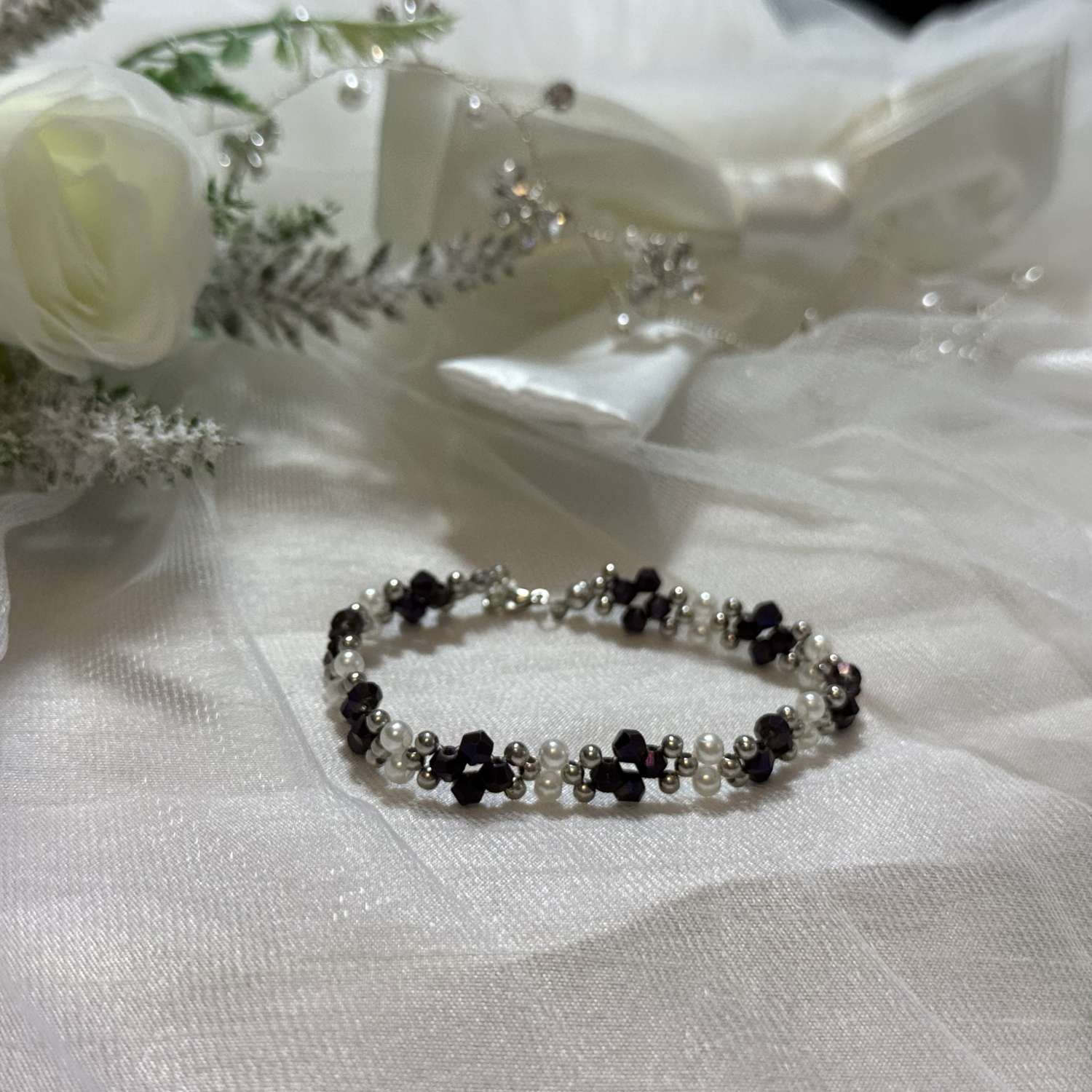 Spanish Violet, Pearl & Silver Bead Bracelet Spanish Violet, Pearl & Silver Bead Bracelet