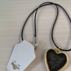 Handmade resin heart pendant necklace 2