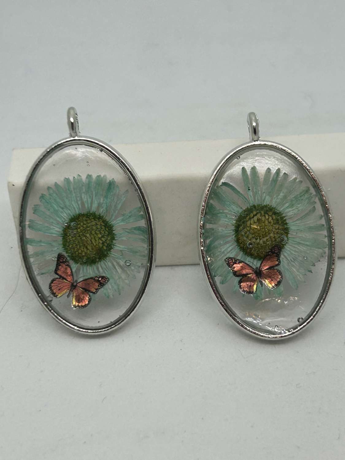 Hand Made Flower Earrings Hand Made Flower Earrings