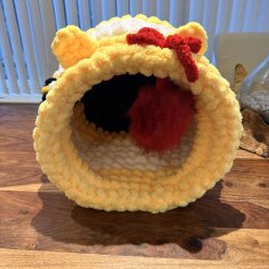 Winnie the Pooh Honeypot Cat Cave Basket 4