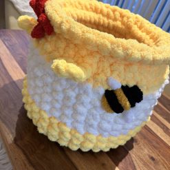Winnie the Pooh Honeypot Cat Cave Basket 2
