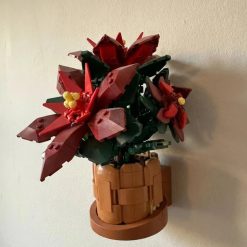 LEGO Poinsettia Plant Wall Mount 10370