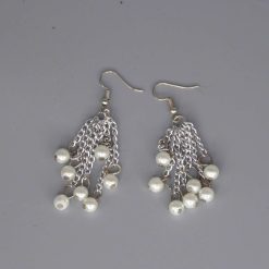 vintage modern silver-tone chain and faux pearl dangles Width 26 mm Length 50 mm