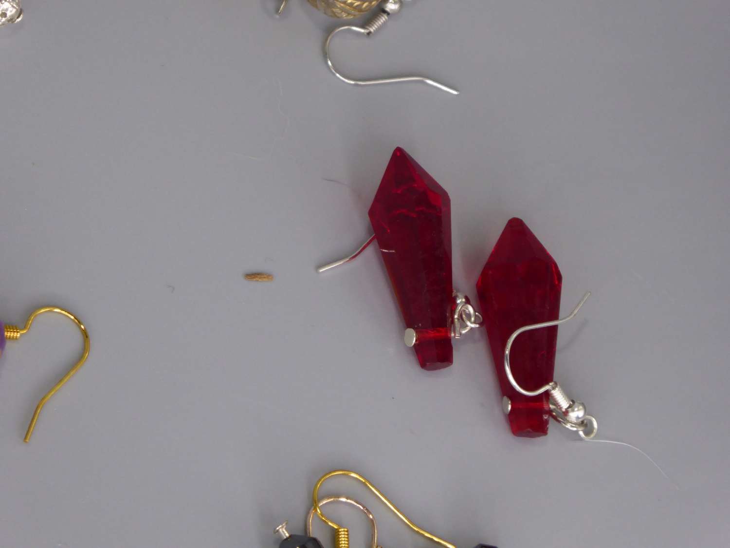 crystal chunk dangle drop earrings. length 28mm width 10mm crystal chunk dangle drop earrings. length 28mm width 10mm