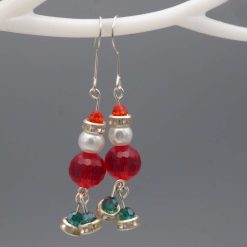 Santa Claus-themed drop earrings featuring red and white beads Width 10 mm Length 51 mm