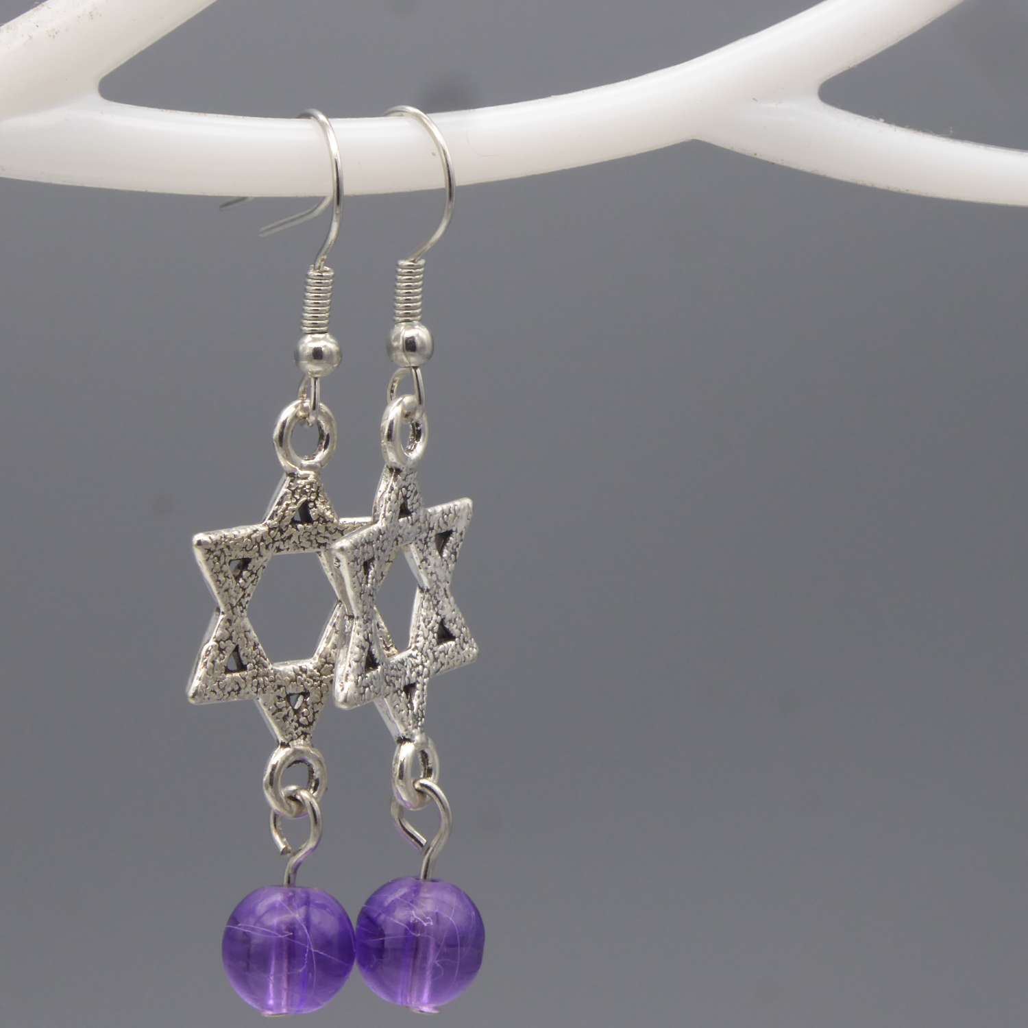 Celtic knot earrings length 35mm width 17mm Celtic knot earrings length 35mm width 17mm