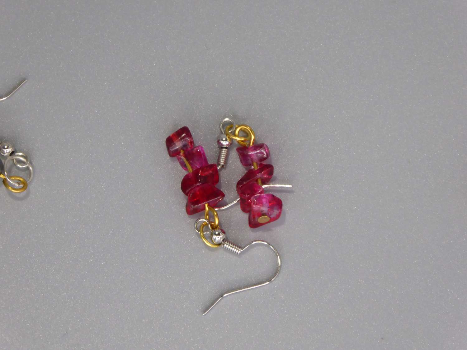 Red Chip Beaded earrings length 20mm width 8mm Red Chip Beaded earrings length 20mm width 8mm