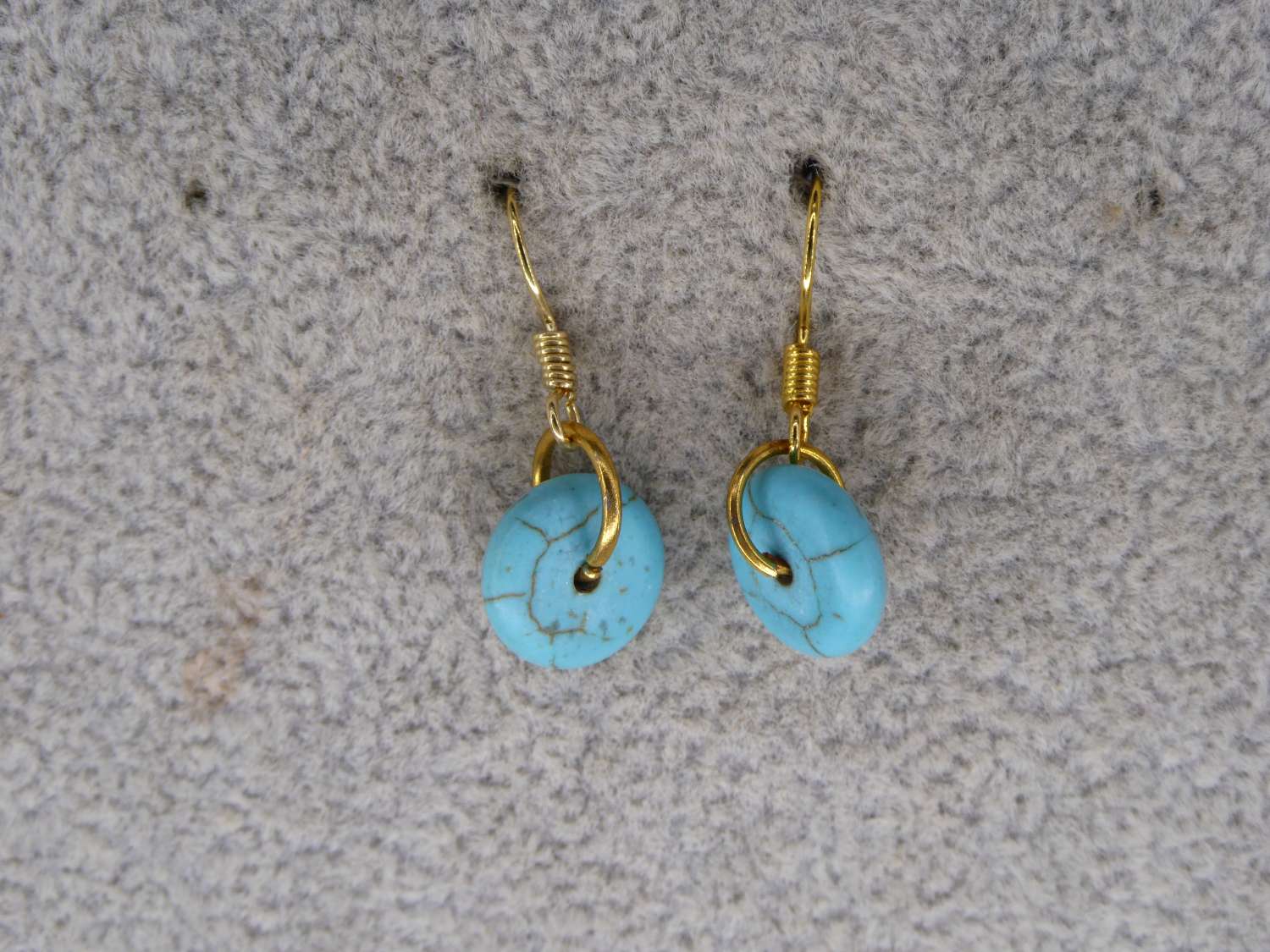 turquoise drop earrings. length 10mm width 10mm turquoise drop earrings. length 10mm width 10mm