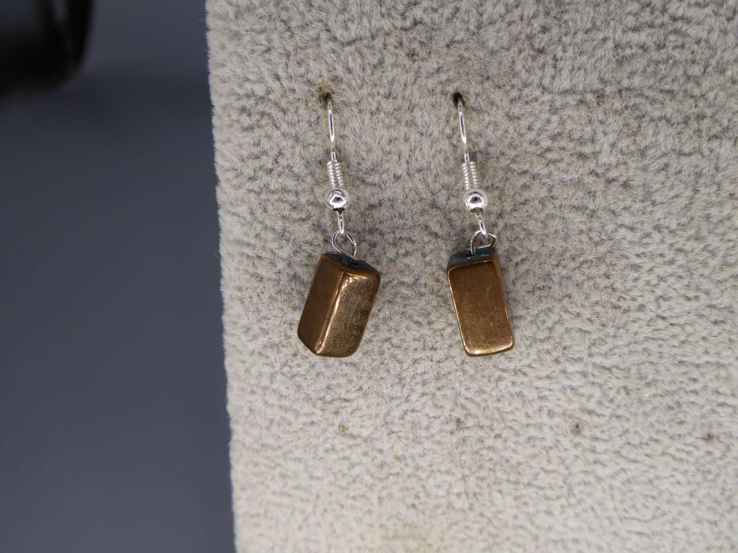 rectangular beaded earrings. length 10mm width 6mm rectangular beaded earrings. length 10mm width 6mm