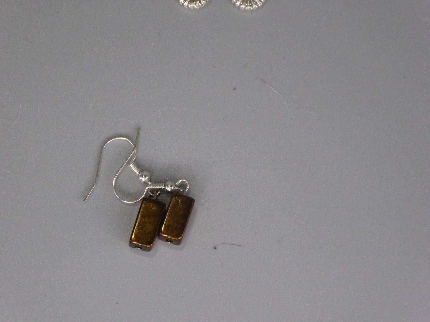 rectangular beaded earrings. length 10mm width 6mm rectangular beaded earrings. length 10mm width 6mm