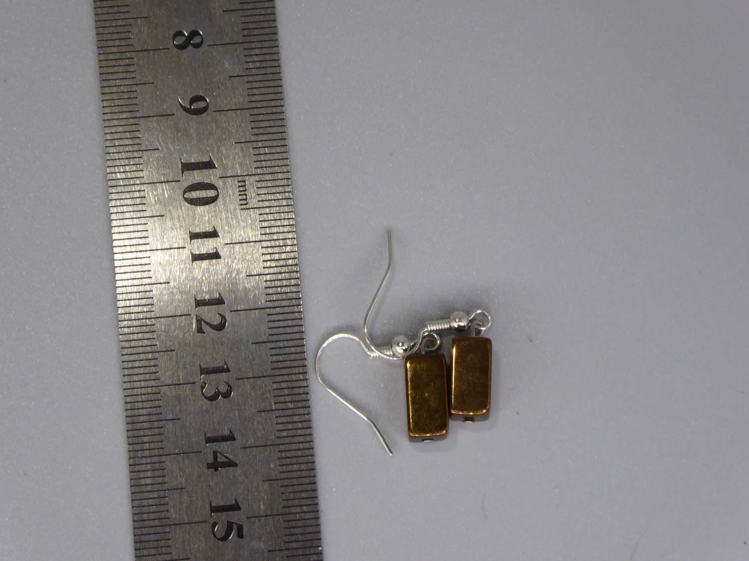 rectangular beaded earrings. length 10mm width 6mm rectangular beaded earrings. length 10mm width 6mm