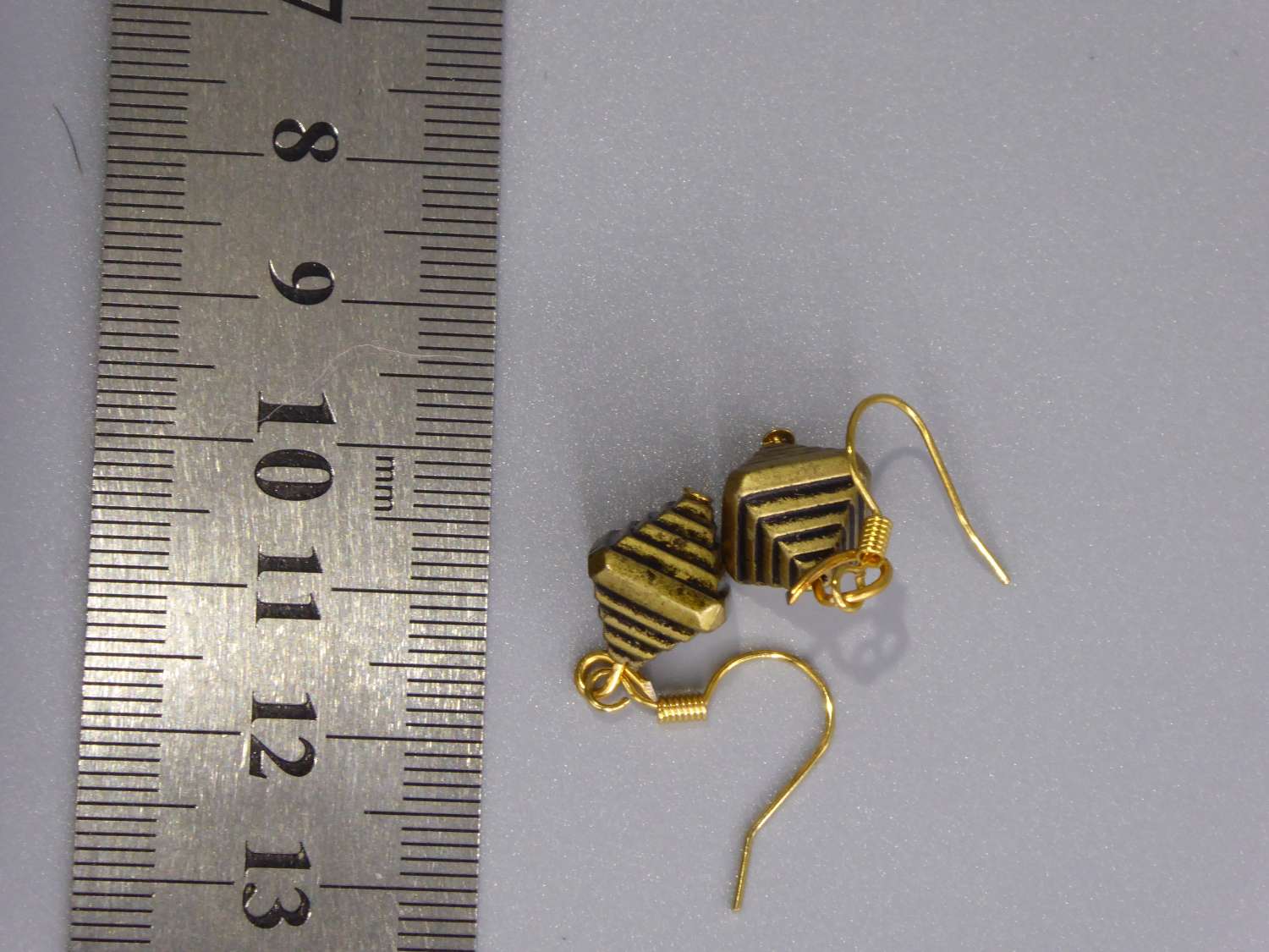 pyramid beaded earrings. length 17mm width 9mm pyramid beaded earrings. length 17mm width 9mm