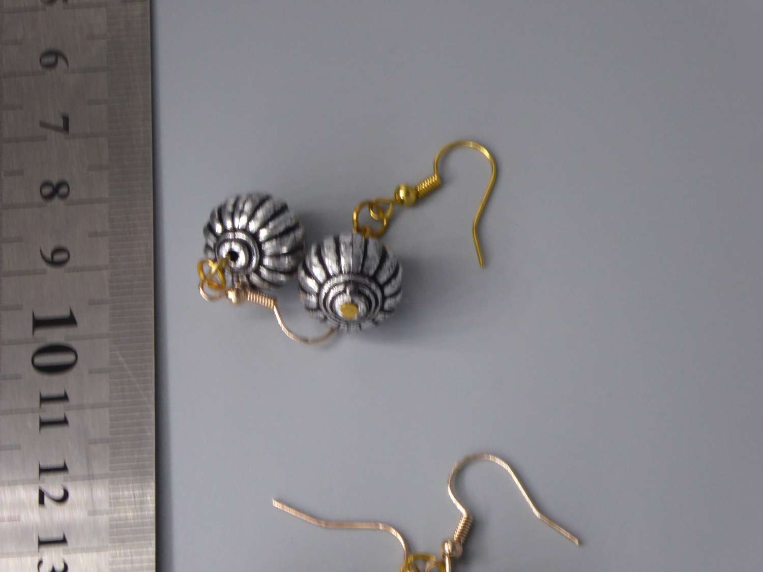 Silver Fluted Earring drop earrings. length 19mm width 13mm Silver Fluted Earring drop earrings. length 19mm width 13mm
