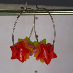silver-plated hoop earrings with multiple acrylic stars. 28 mm