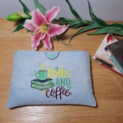 Book sleeve - BOOKS & COFFEE - Washed denim 1