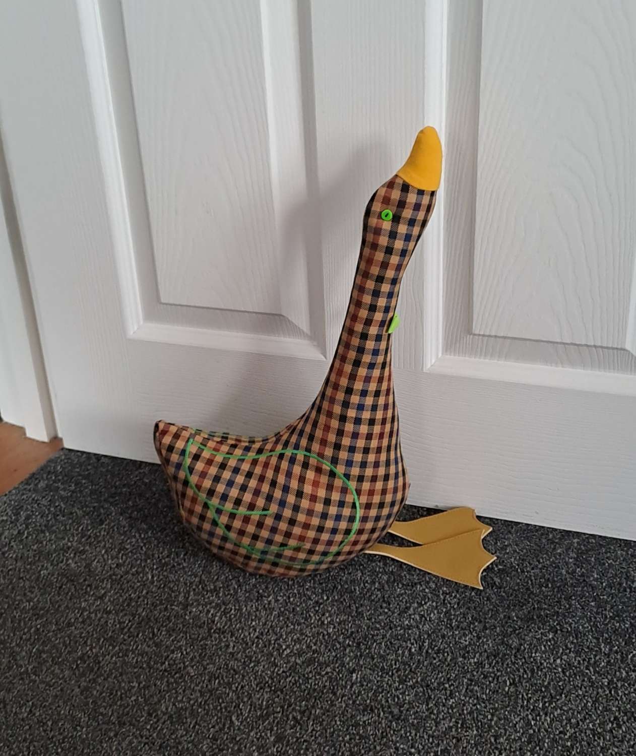 GEOFFREY GOOSE DOORSTOP - Filled complete Door Stop - Brown check GEOFFREY GOOSE DOORSTOP - Filled complete Door Stop - Brown check