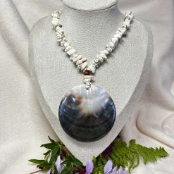Mother of Pearl Disc Necklace Metal Free