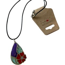 ✨🌸Handmade Floral Teardrop Necklace! 🌸✨