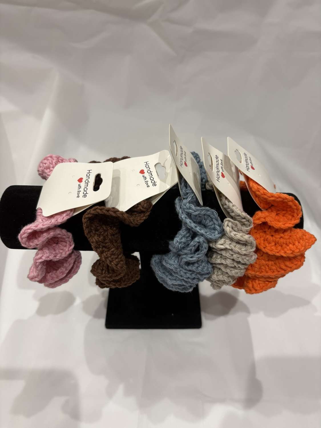 Handmade Crochet Scrunchie (Style 1) Handmade Crochet Scrunchie (Style 1)