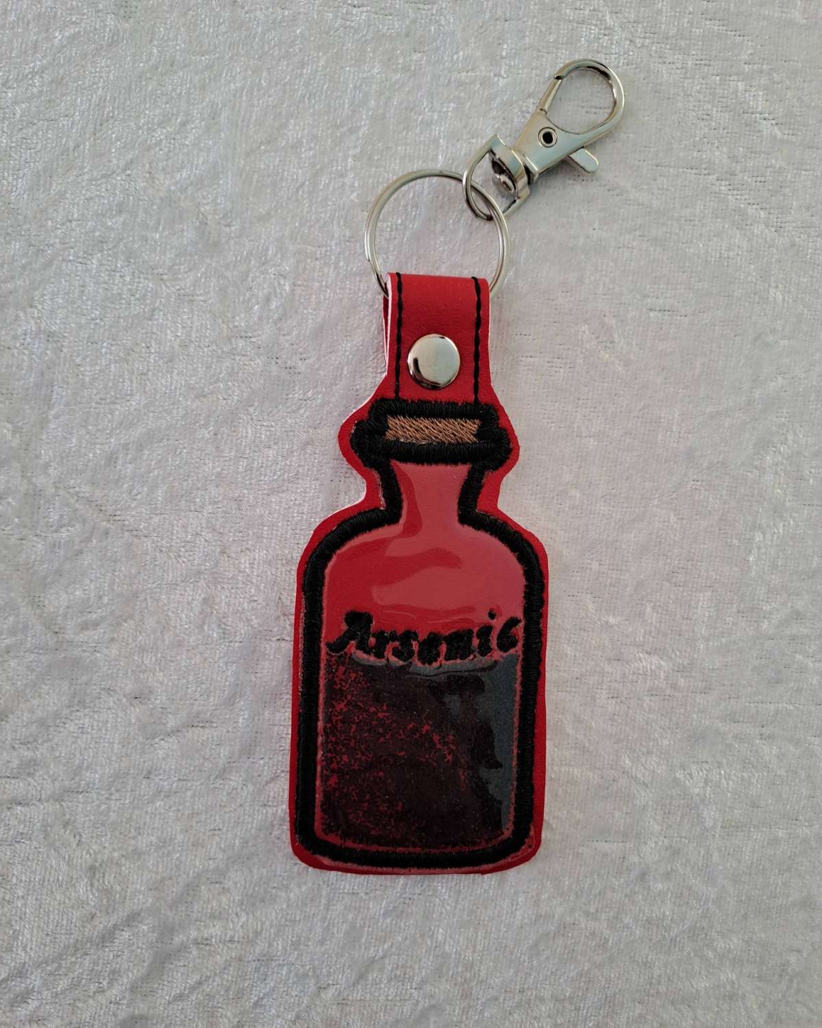 FANDOM KEYRING KEYFOB. SHAKER POTIONS & POISONS FANDOM KEYRING KEYFOB. SHAKER POTIONS & POISONS