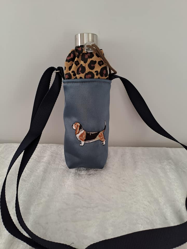 EMBROIDERED DOG BREEDS water bottle carrier/holder + FREE BOTTLE EMBROIDERED DOG BREEDS water bottle carrier/holder + FREE BOTTLE