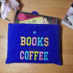 Book sleeve - BOOKS & COFFEE - Purple corduroy