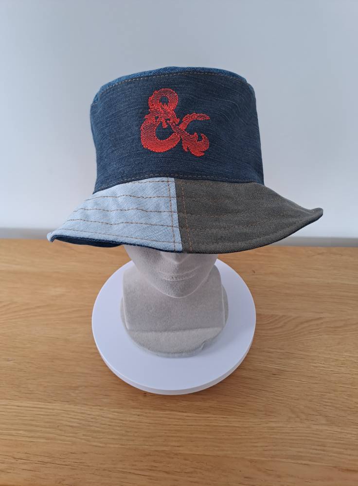 DENIM BUCKET HAT - Dungeons & Dragons - Logo DENIM BUCKET HAT - Dungeons & Dragons - Logo