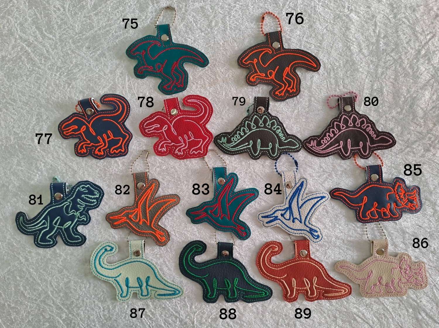 CONTINUOUS LINE ANIMALS & KIDS DESIGNS - BAG TAGS KEYRINGS over 180 designs CONTINUOUS LINE ANIMALS & KIDS DESIGNS - BAG TAGS KEYRINGS over 180 designs