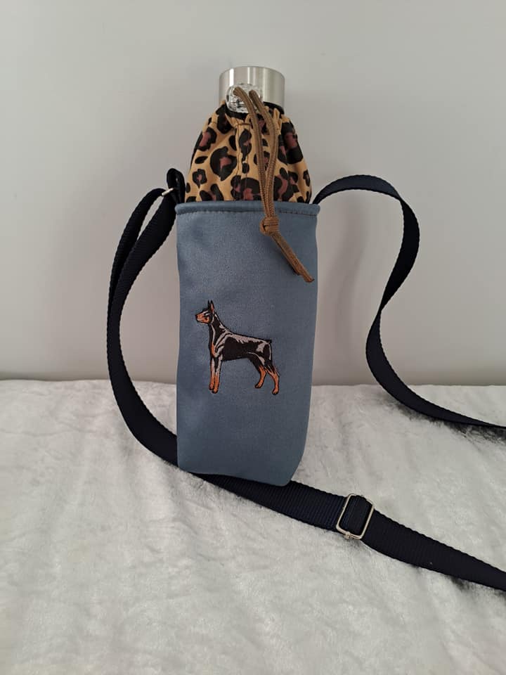 EMBROIDERED DOG BREEDS water bottle carrier/holder + FREE BOTTLE EMBROIDERED DOG BREEDS water bottle carrier/holder + FREE BOTTLE
