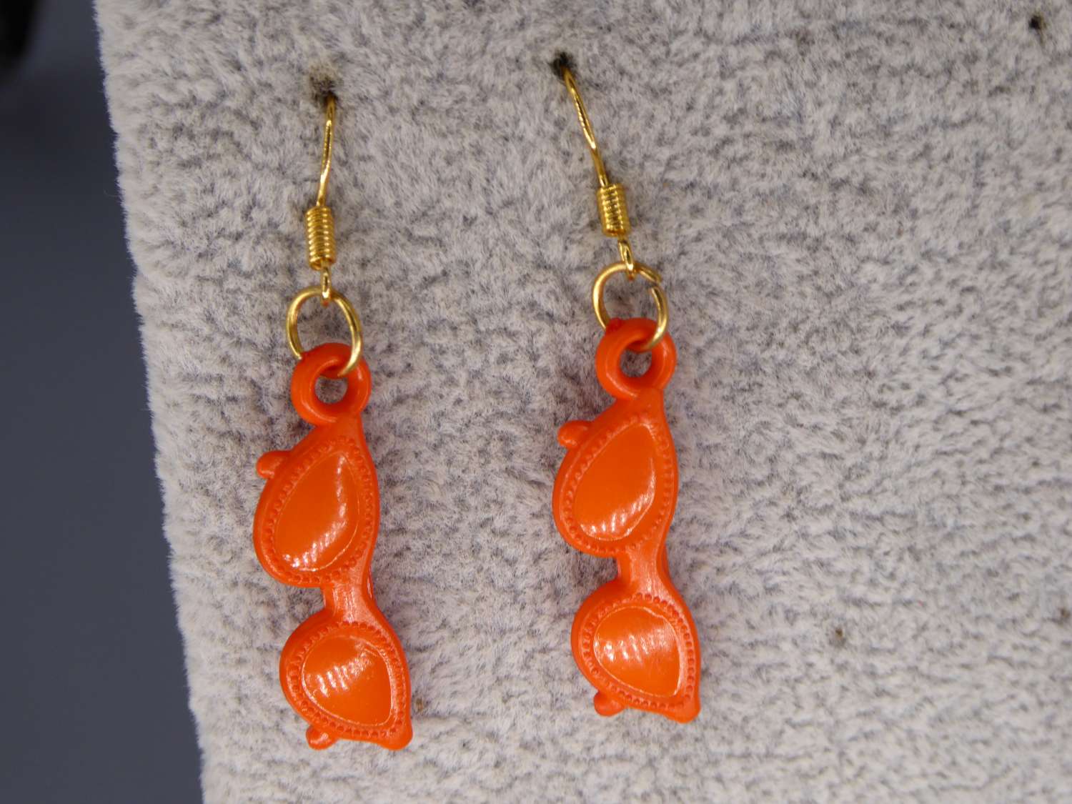 miniature orange sunglasses novelty earrings length 28mm width 9mm miniature orange sunglasses novelty earrings length 28mm width 9mm