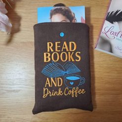 Book sleeve - READ BOOKS - Chocolate denim