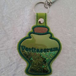 FANDOM KEYRING KEYFOB. SHAKER POTIONS & POISONS 2 FANDOM KEYRING KEYFOB. SHAKER POTIONS & POISONS 2
