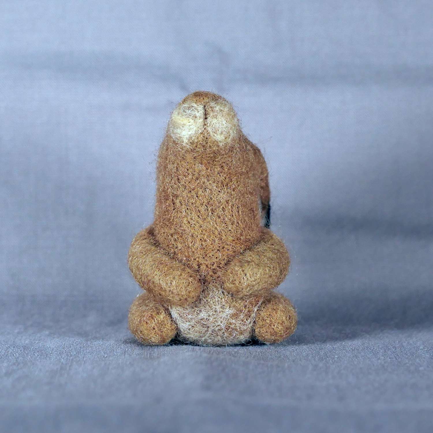 Wild Woolley Friends - Gazing Hare Wild Woolley Friends - Gazing Hare