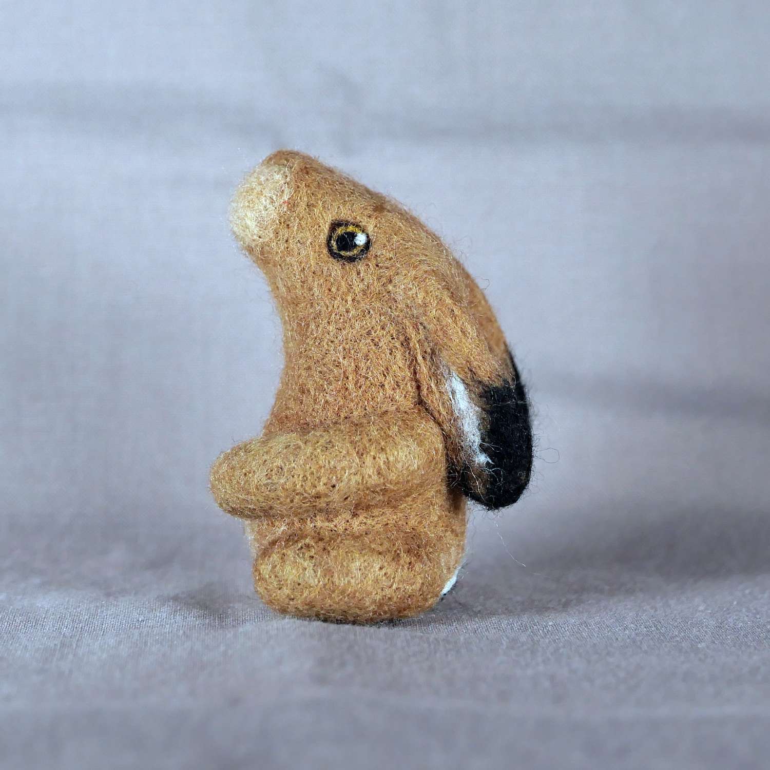 Wild Woolley Friends - Gazing Hare Wild Woolley Friends - Gazing Hare