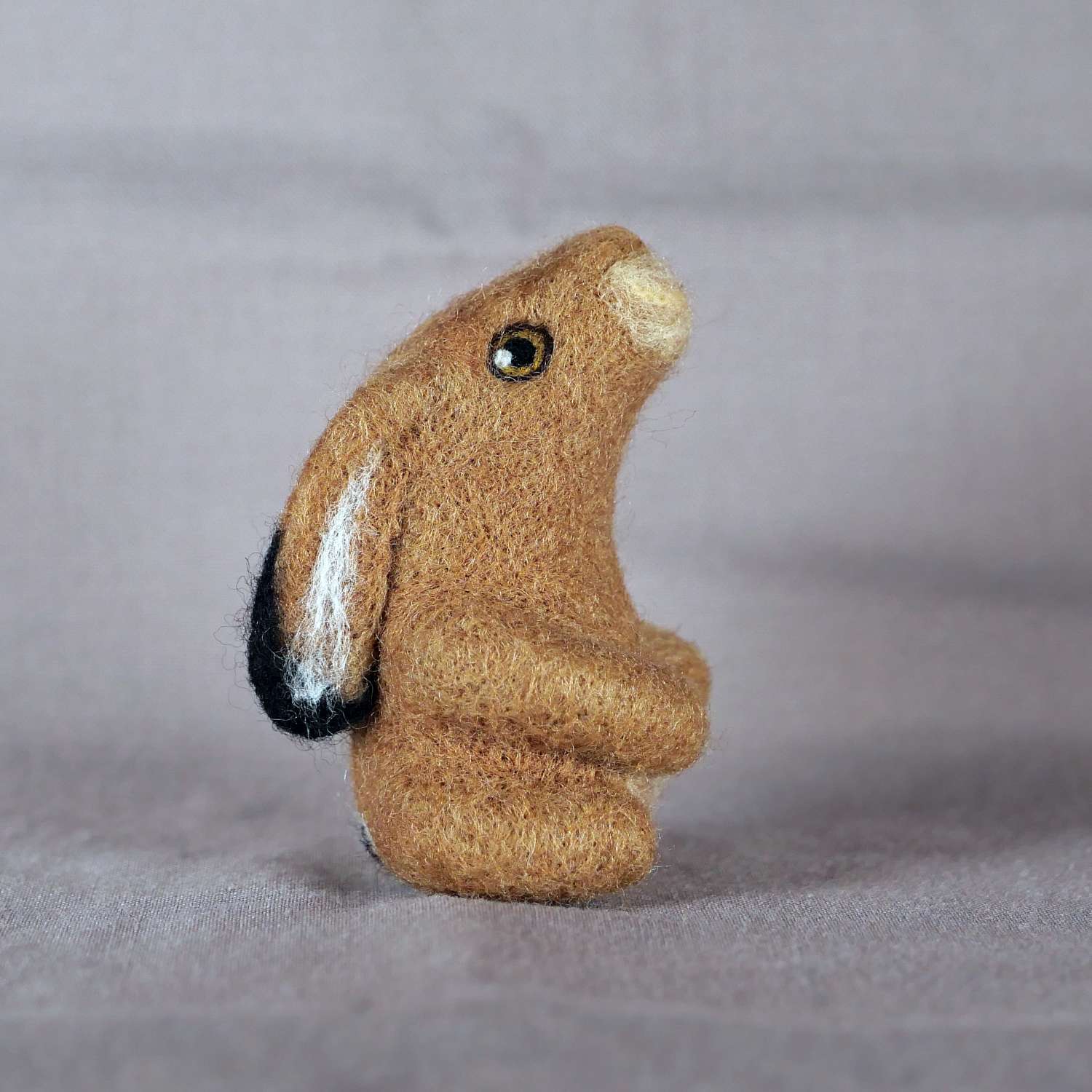 Wild Woolley Friends - Gazing Hare Wild Woolley Friends - Gazing Hare