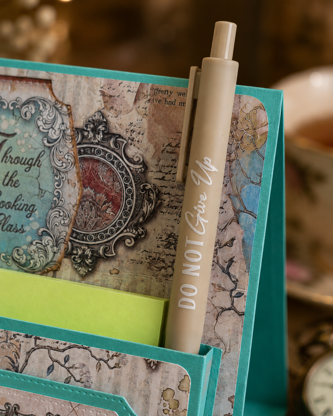 Handmade Wonderland Desk Notepad Holder with Positive Quote Pen Handmade Wonderland Desk Notepad Holder with Positive Quote Pen