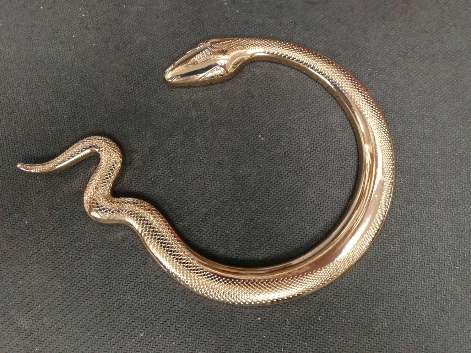 Gold Metal Snake Buckle, Metal buckle, snake buckle, Chest Buckle, Gold buckle, Swimwear buckle, shirt buckle, snake Gold Metal Snake Buckle, Metal buckle, snake buckle, Chest Buckle, Gold buckle, Swimwear buckle, shirt buckle, snake