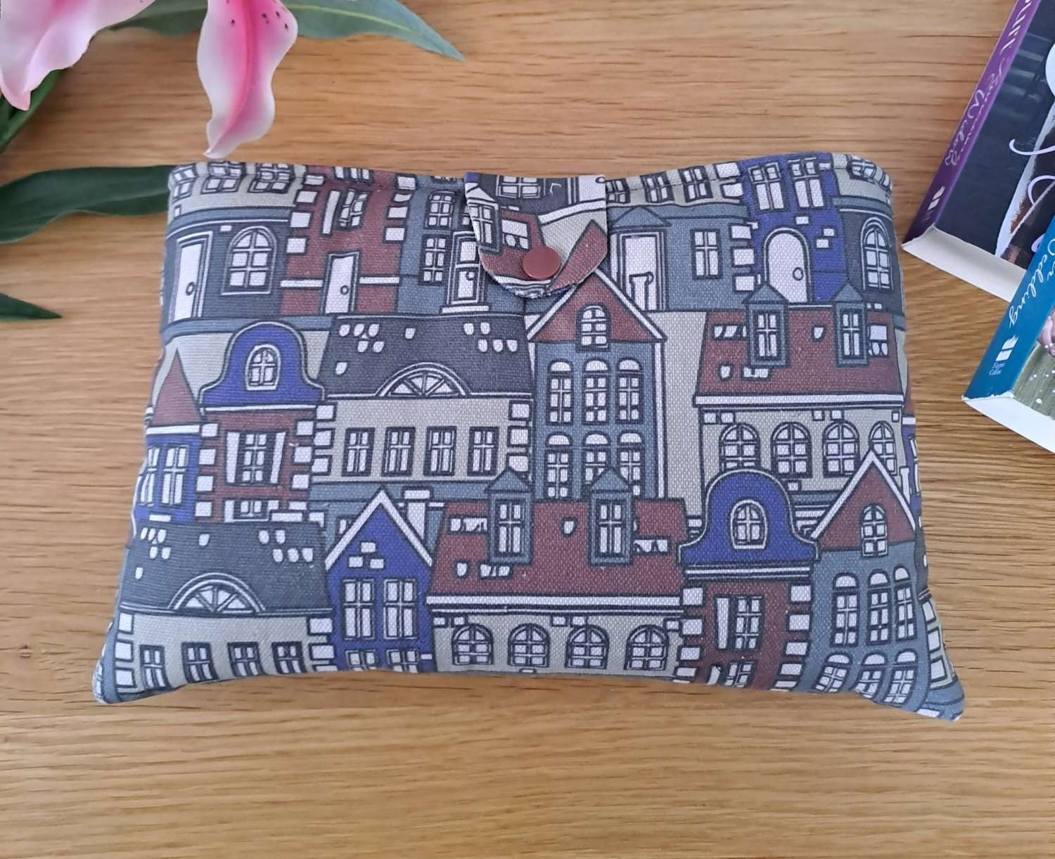 Book sleeve - HOUSES,HOUSES,HOUSES Book sleeve - HOUSES,HOUSES,HOUSES