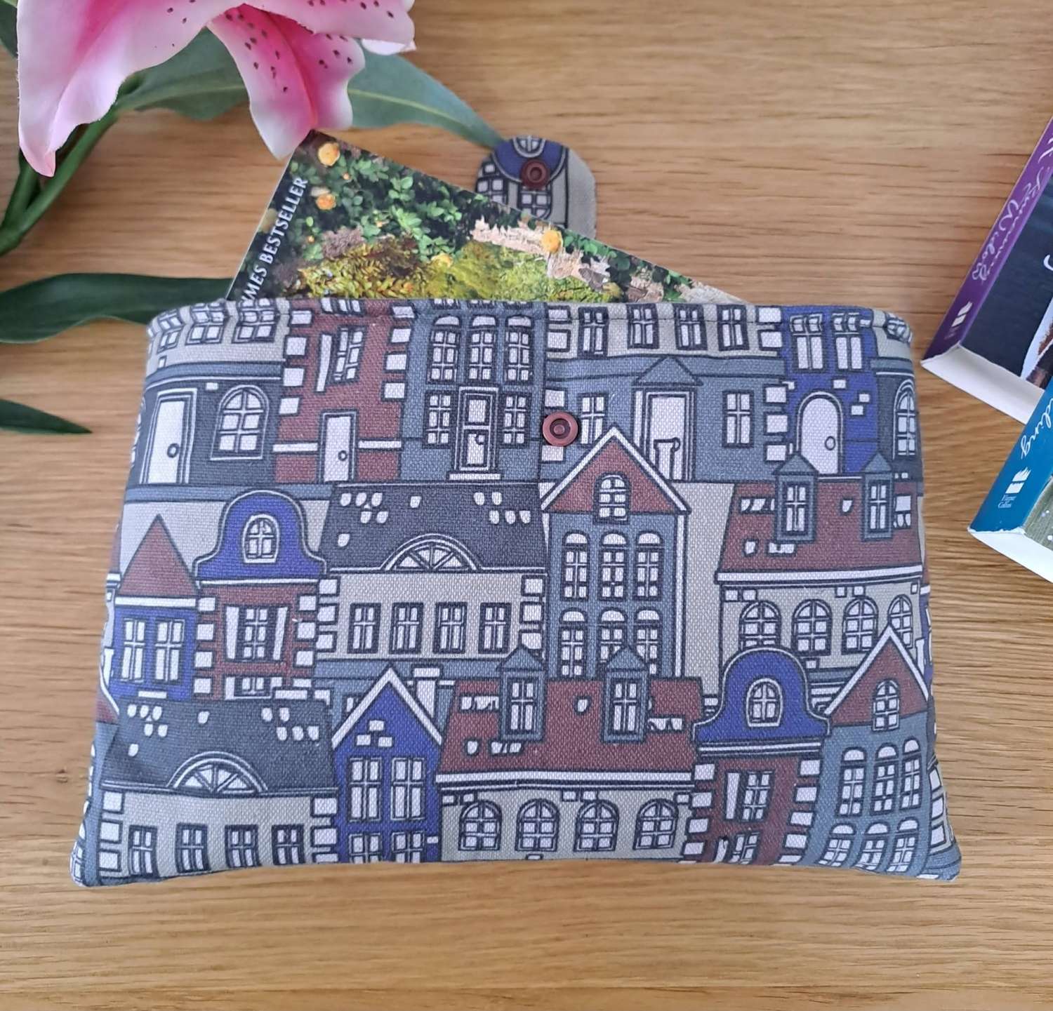 Book sleeve - HOUSES,HOUSES,HOUSES Book sleeve - HOUSES,HOUSES,HOUSES
