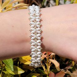Elegant Kisses Bracelet - Ready to Wear