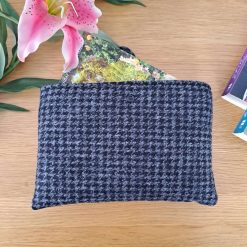 Book sleeve - SUITS ME.. Black & Grey dogtooth wool