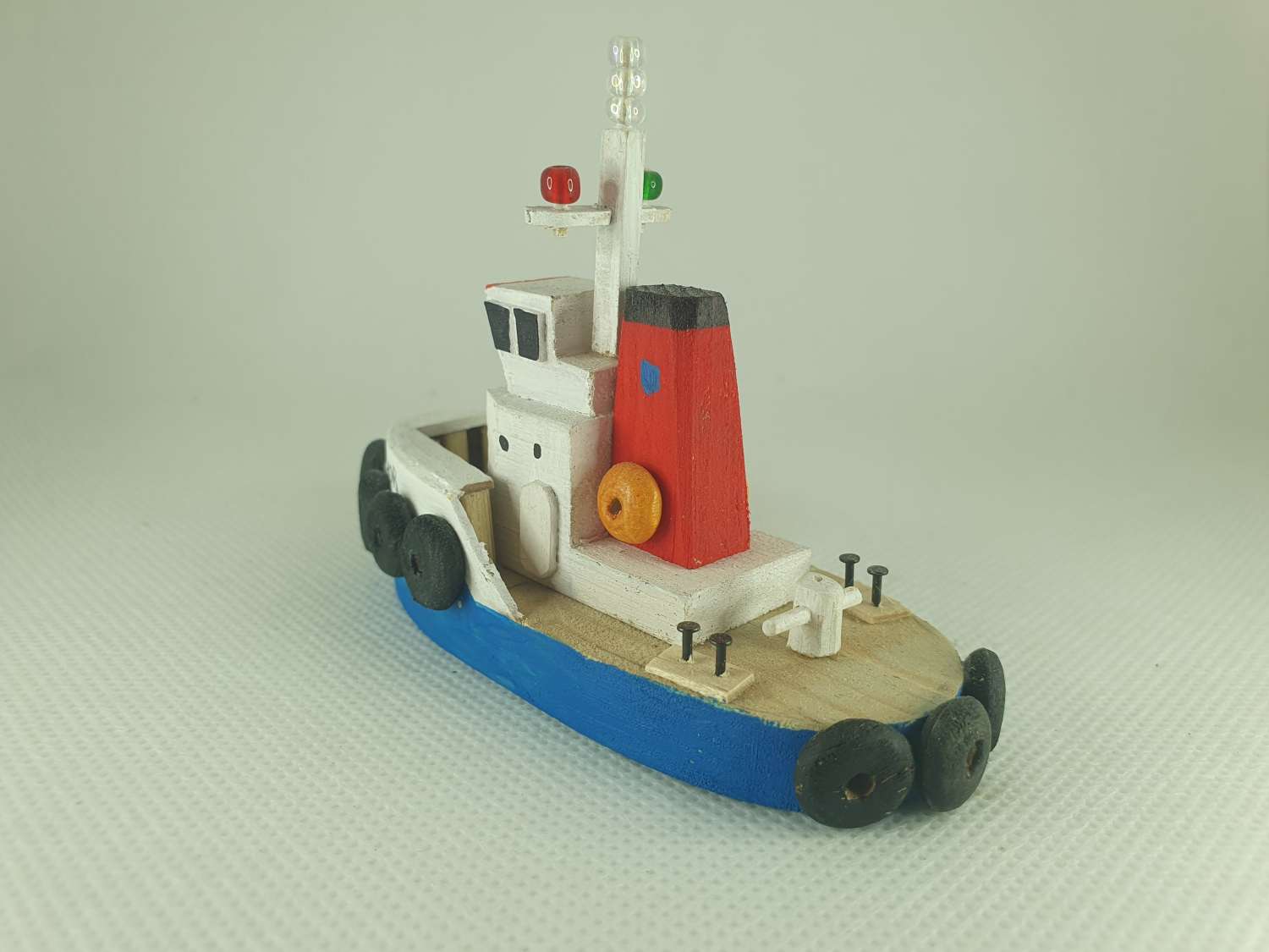 Handmade Tugboat (Thor) Handmade Tugboat (Thor)