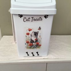 DECOUPAGED TREAT BIN  WITH A BEAUTIFUL CAT DESIGN