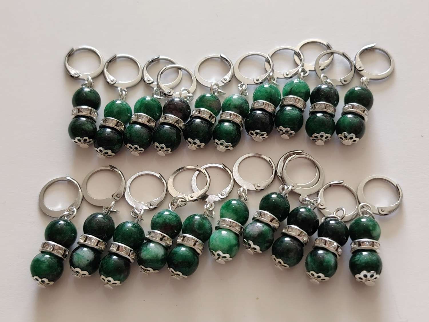 20 green agate stitch markers 20 green agate stitch markers
