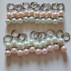 Set of 20 pink/white stitch markers