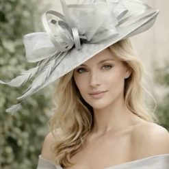 Elegance statement hattinator in silver grey